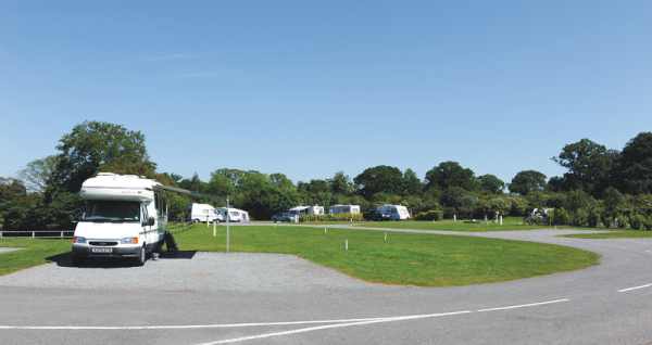 Oxon Hall Touring Park 10004