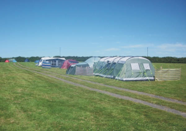 Lee Meadow Farm Camping 10660