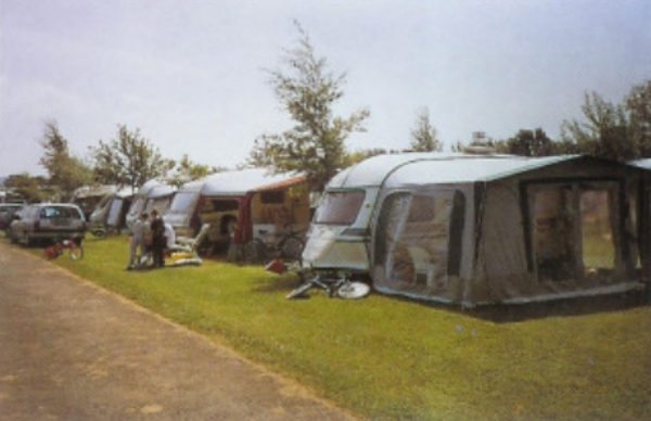 Riverside Caravan Park 11039