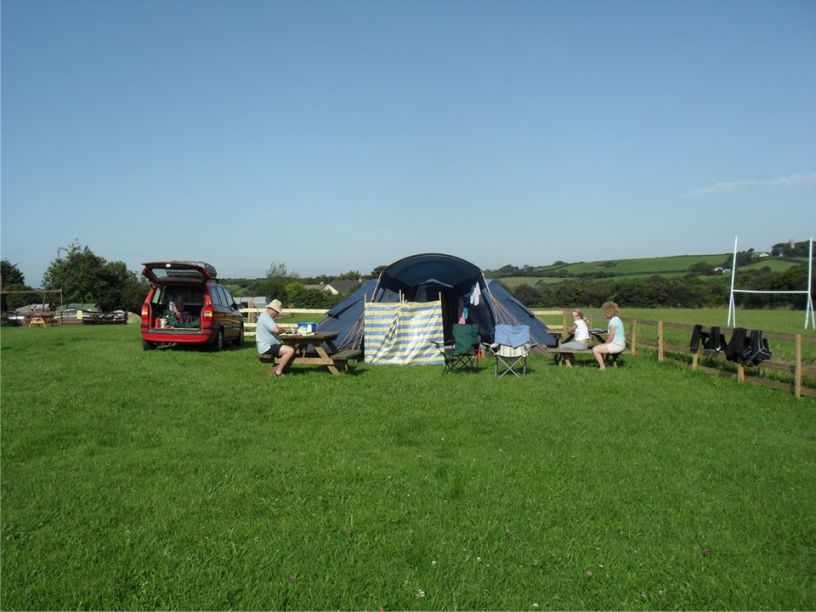 Noteworthy Caravan & Campsite 11264