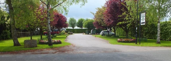 Barnstones Caravan & Camping Park 12375