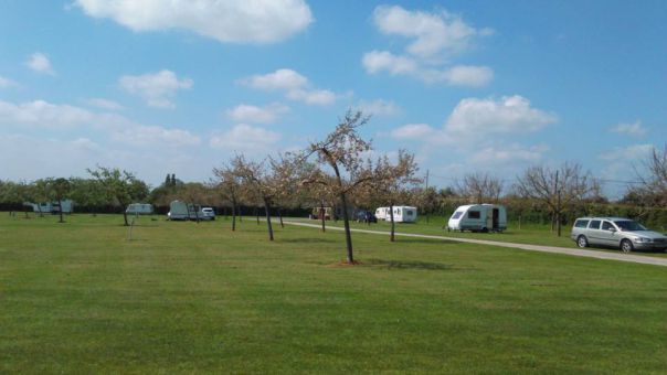 Thorney Lakes & Caravan Park 13110