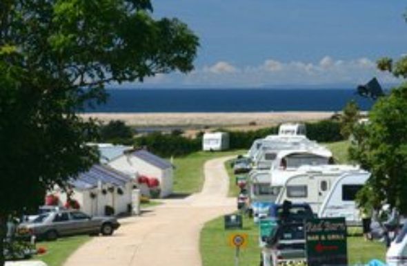 Bagnol Caravan Park 13398