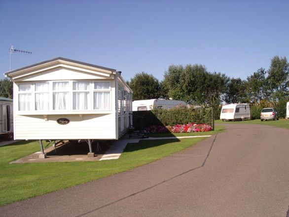 Browns Caravan Park 14049