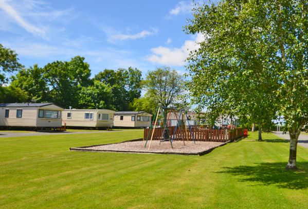 Noble Court Holiday Park 14083