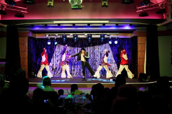 Warren Farm Holiday Centre 14755