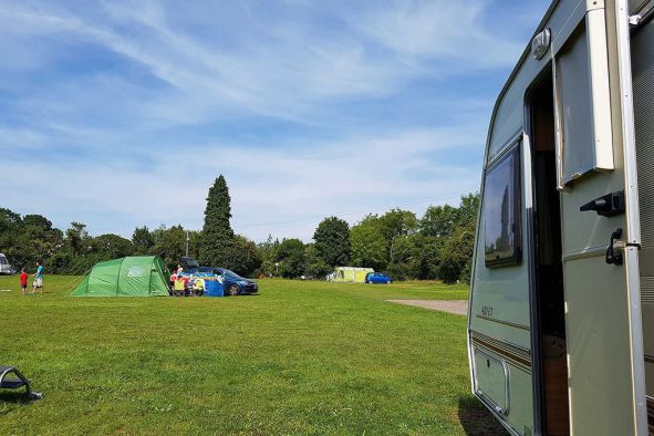 Bowdens Crest Caravan and Camping Park 14761
