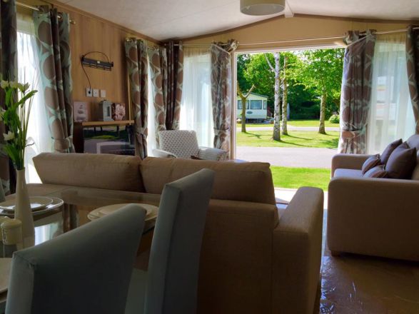 Pickmere Lake Caravan Park 15106