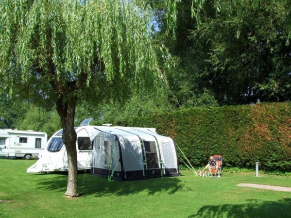 Lincomb Lock Caravan Park 15158