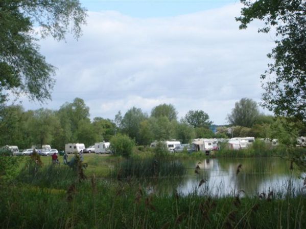 Wyton Lakes Holiday Park 15418