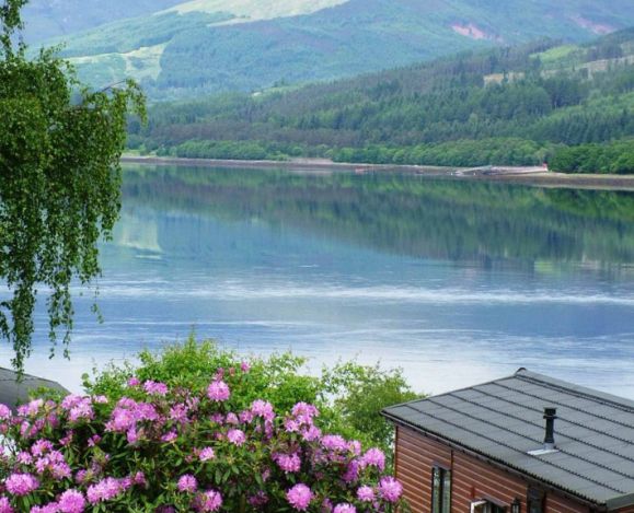 Linnhe Lochside Holidays 15460