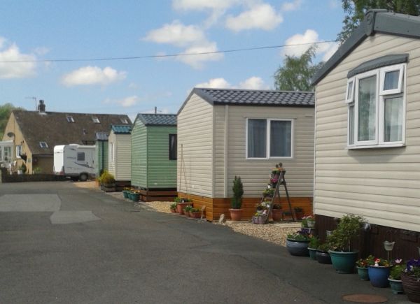 Eshton Road Caravan Park 15675