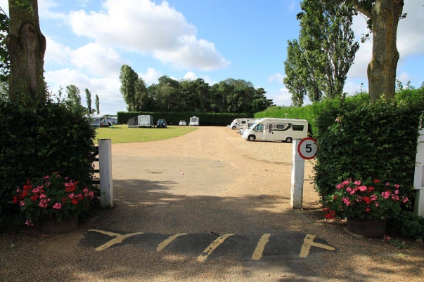 Fakenham Racecourse Caravan and Camping Park 15856
