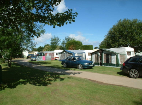 Riverside Holiday Park 15988