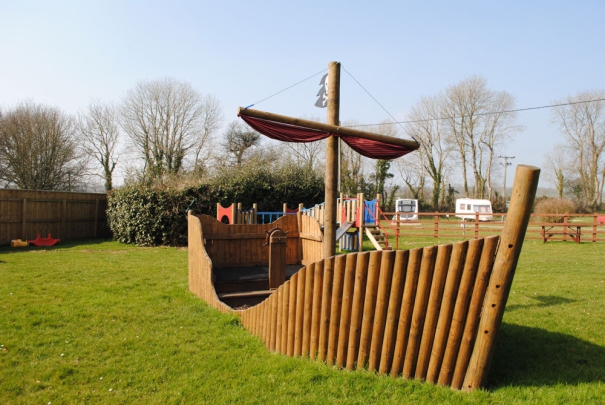 Kings Down Tail Caravan & Camping Park 16380