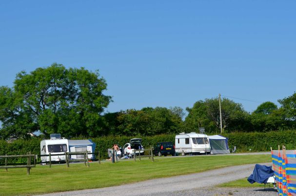Meadow House Holiday Park 16420