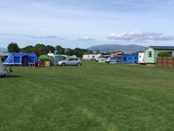 Drumroamin Farm Camping & Caravan Site 16484