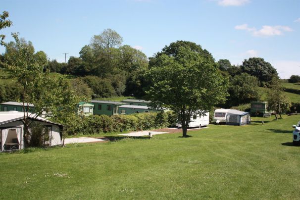 Yorkshire Hussar Inn & Holiday Caravan Park 16676