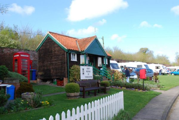 Thorpe Hall Caravan and Camping Site 16867