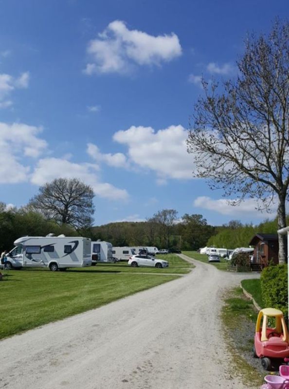 Wayside Camping and Caravanning Park 17302