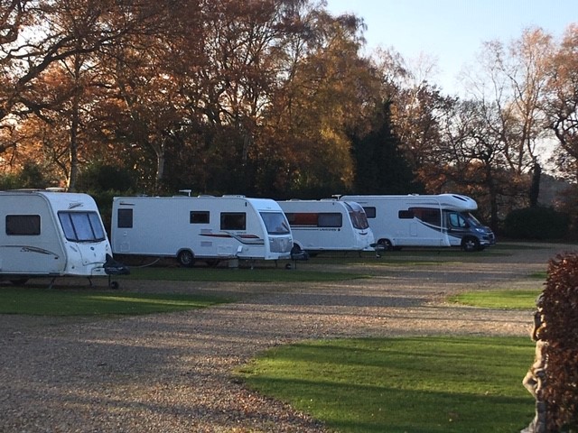 Lamb Cottage Caravan Park 17344