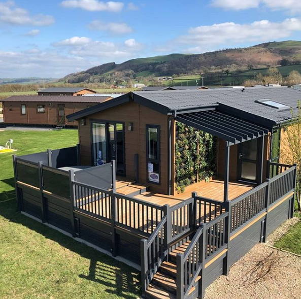 maesmawr farm resort safari tent reviews