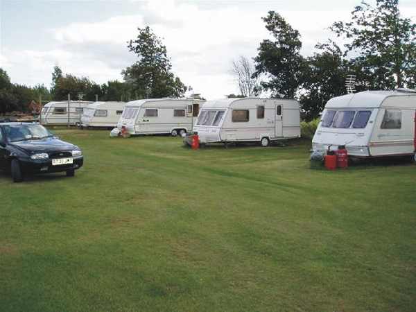 Kings Head Caravan Park 6062