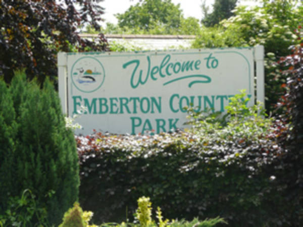 Emberton Country Park 7405