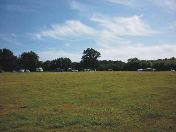 Rother Valley Caravan and Camping Park 7576