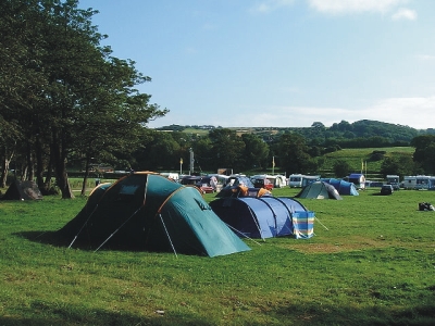 Blackwater Hostel and Riverside Campsite 7584