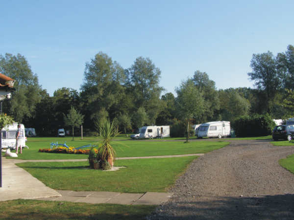 Run Cottage Touring Park 7608