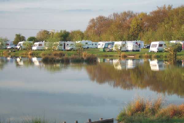 Westerly Lake Fishing & Caravan Park 7633