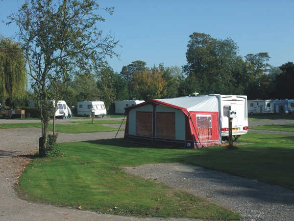 Riverside Caravan and Camping Park 7639