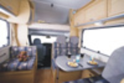 FreeLine MotorHomes 7758