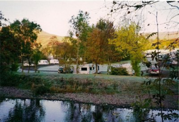 Honey Cottage Caravan Park 8147