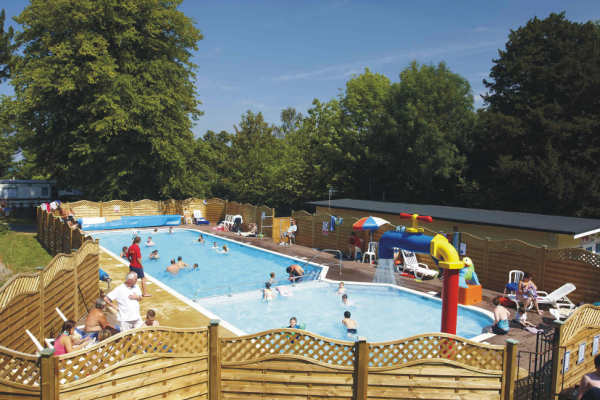 Larkfield Holiday Park 8745