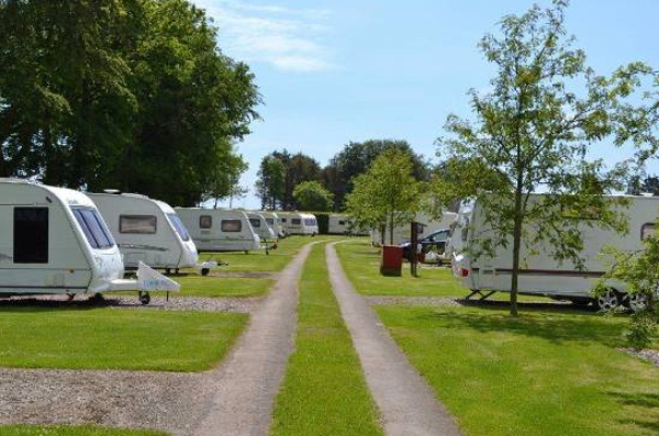 Goldcombe Farm Caravan Park 9034